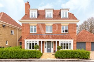 Sassoon Drive, Trent Park, London, EN4 0FJ